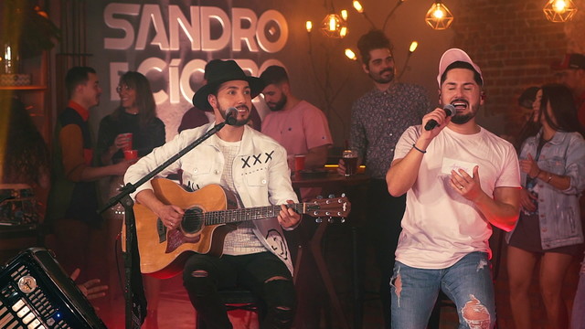 Sandro e Cícero - Vou Te Amarrar na Minha Cama / Se Eu Pedir Cê Volta