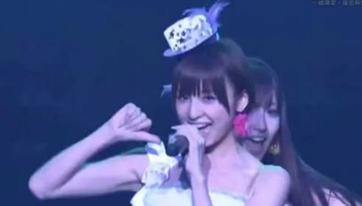AKB48 - 初日 (Live) (《AKB0048》TV动画第4集插曲|《AKB0048 Next Stage》TV动画第1集插曲|《AKB0048 Next Stage》TV动画第3集插曲)