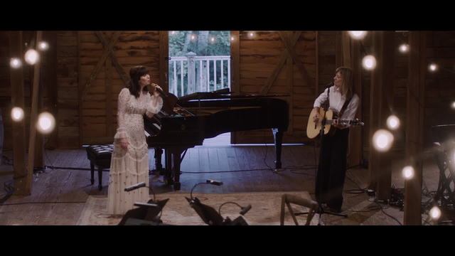 Keith & Kristyn Getty - Sun Of My Soul(Shine) (Hidden Trace Version)