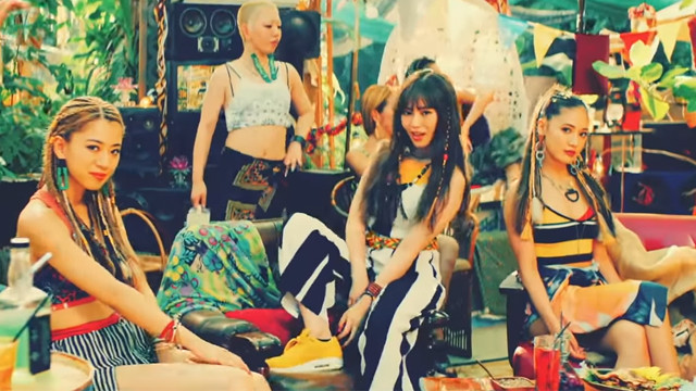 E-Girls - Let's Feel High