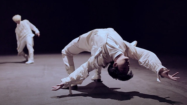 ONEUS - 발키리 (Valkyrie)