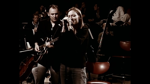 Portishead - All Mine (Live From The Roseland Ballroom NYC)