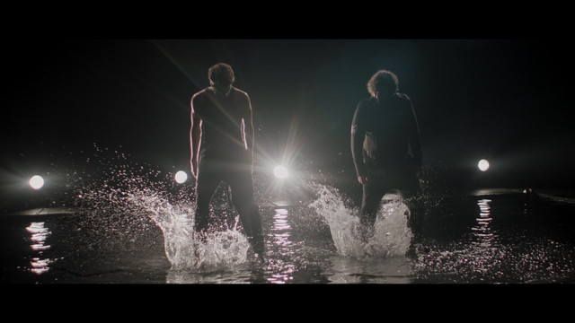 Antonio Orozco - Entre Sobras Y Sobras Me Faltas