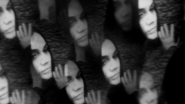 Emelie Hollow - Monster