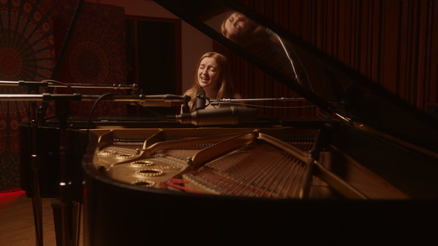 Stacey Ryan - Fall In Love Alone (Acoustic)