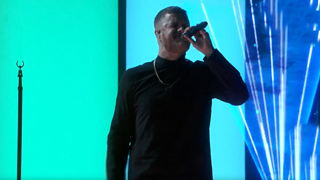 Imagine Dragons - Believer (Live At Billboard Music Awards 2017)