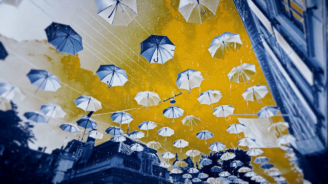 Hard Lights - Umbrella (歌词版)