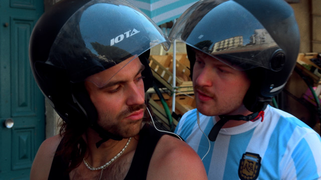 01099 - Halbtrocken (Official Video)