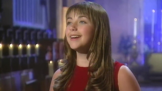 Charlotte Church - Silent Night (Live from the Llandaff Cathedral, 1998)