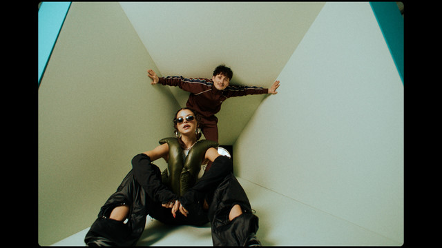 Nina Chuba - Ich glaub ich will heut nicht mehr gehen (Official Video)