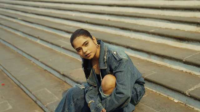 Nihaarika - Sapno Ki Nagri