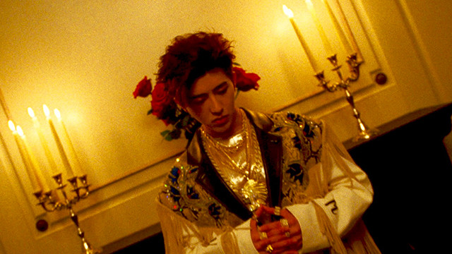 蔡徐坤 - Hard To Get