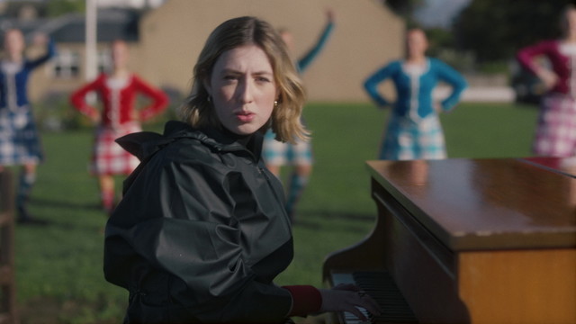 Katie Gregson-MacLeod - complex (official video)