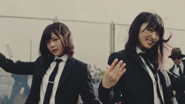 欅坂46 - 風に吹かれても