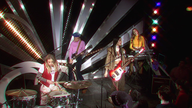 The Beaches - T-Shirt