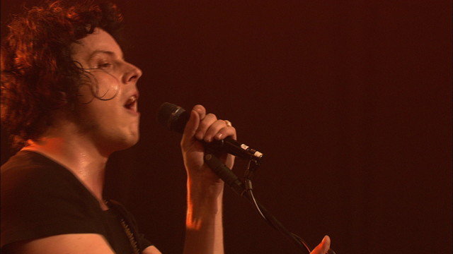 The Raconteurs - Steady, As She Goes (Live)