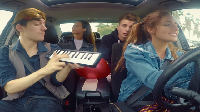 Kurt Hugo Schneider - The Chainsmokers Mashup (翻唱版)