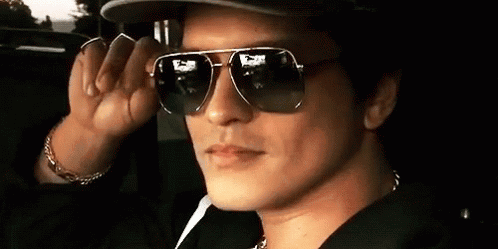 原曲出自bruno mars的双白金销量 第60届格莱美最佳专辑提名的 24k