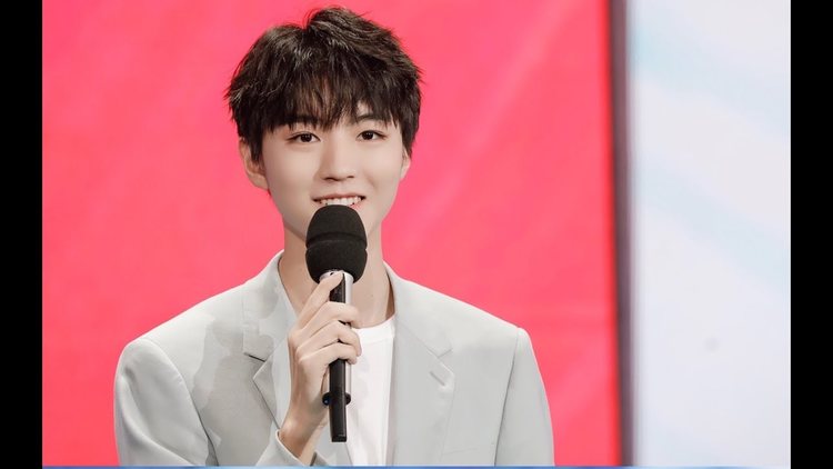 【tfboys 王俊凯】饭拍《2019五四晚会focus》【karry wang junkai】