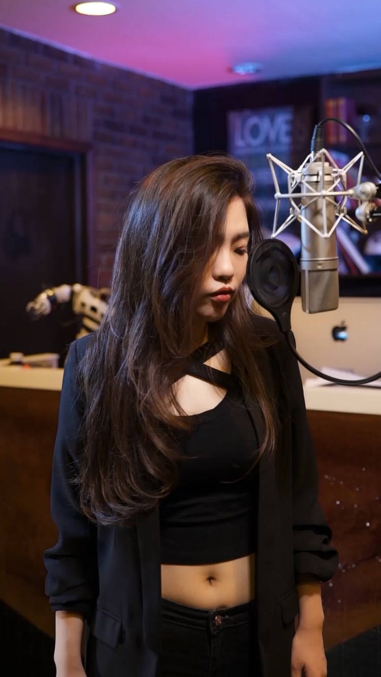  - 酷酷女声中文版that girl来拔草一下吗