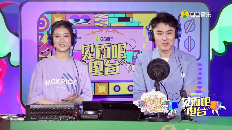  - 岑宁儿爆笑挑战普通话+粤语绕口令，竟有种小学课堂既视感！节奏这么快舌头真的不会打结吗！