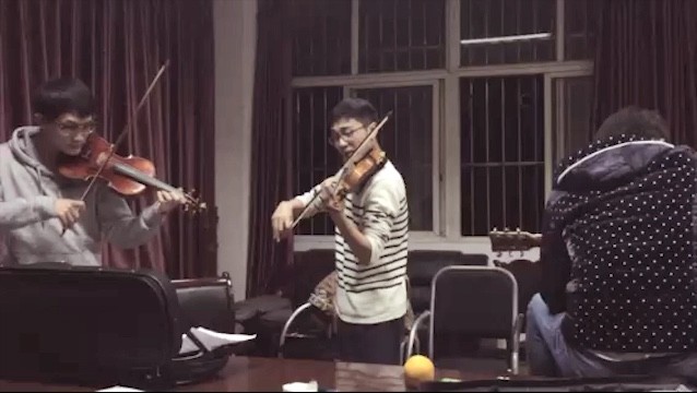 - 「小提琴二重奏＋吉他」紫色激情 神仙打架的感觉，激情澎湃