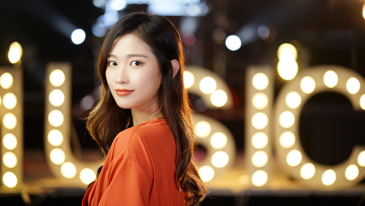  - 林忆莲《不必在乎我是谁》，很入心，有故事的人都懂曲中意