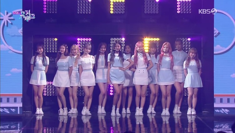 kpop现场版# 190628 izone - airplane   violeta