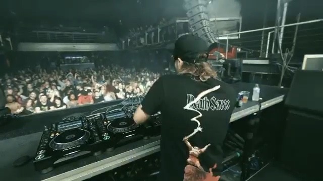  - Must Die的最新现场再次验证“北美人人都在放Riddim Dubstep/Briddim”