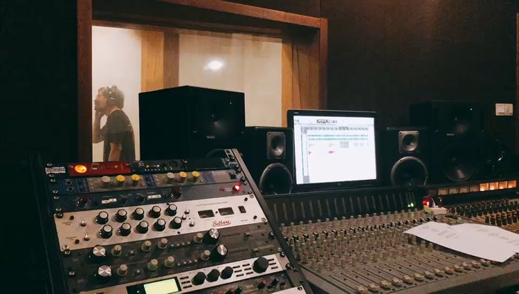 - 一切因你柔软,月底QQ音乐首发