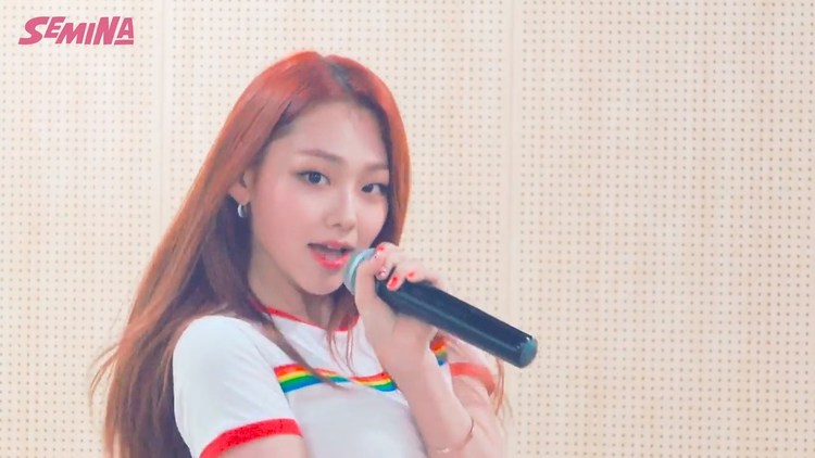  - 一对一眼神交流~魂穿摄像机爱上世美娜！