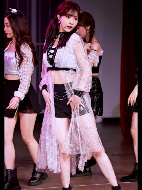  - 20210911 王晓佳 - 《Universe》 Focus