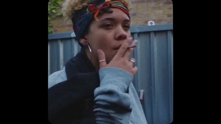  - 还记得Mura Masa这个英伦小哥哥吗？热单<What If I Go>巡演版MV剪辑了他过去一年所有精彩的巡演画面