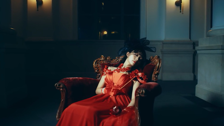  - 三森铃子「革命的伪装」红蓝色裙子也太美了吧~