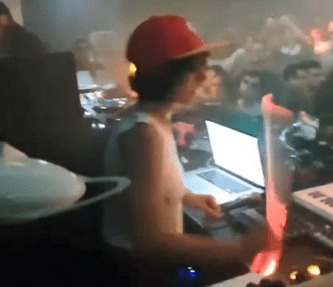  - Giorgia Angiuli在ADE演出的最新现场回顾！超酷炫的鼓棒