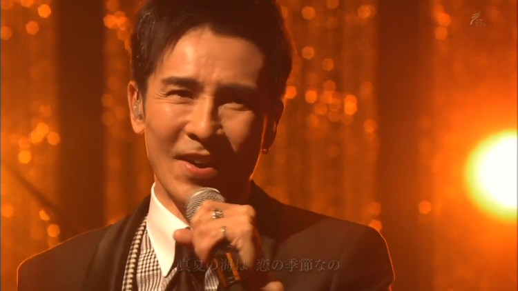  - 郷ひろみ在The Covers演唱美空ひばり名曲《真赤な太陽》，新的帅气感觉!