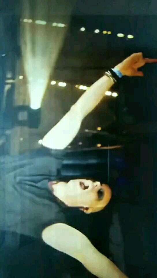  - 厚颜无耻的把Ran-D的现场视频配上我的音乐了