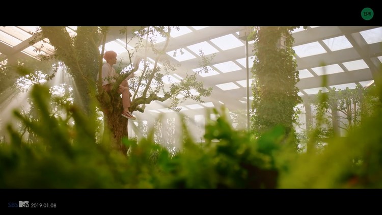  - ASTRO专辑《All Light》成员JINJIN朴真祐 Concept Film预告公开！这是会让人做梦的男子啊~