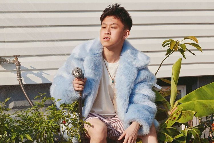 rich brian:搞笑与严肃都要给你看