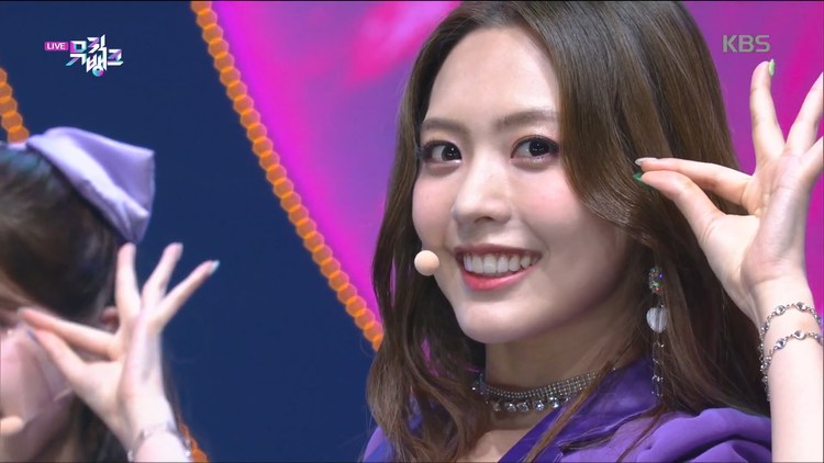  - 【REDSQUARE】  Color Full，音乐银行 舞台  （200605）