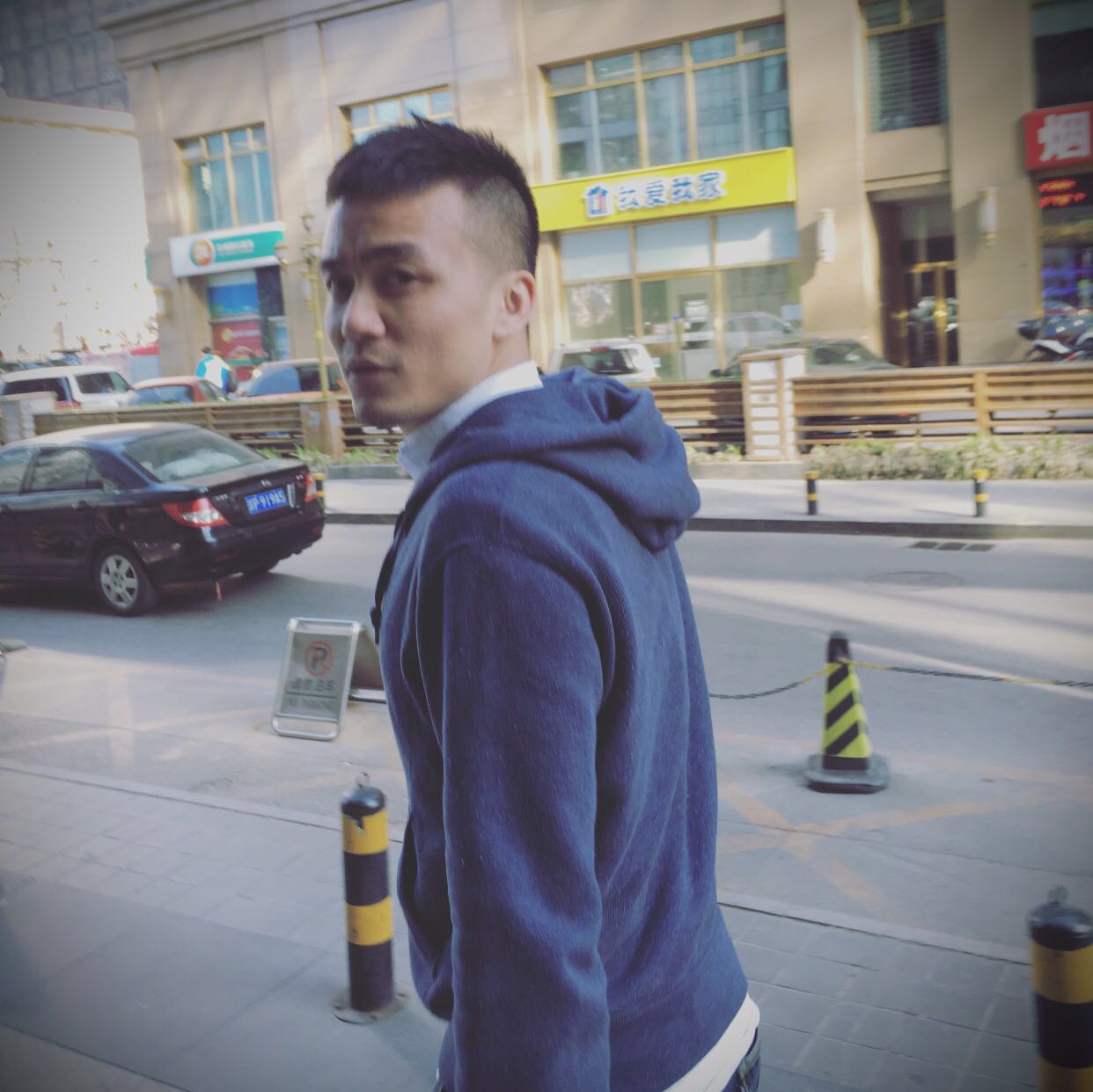 小烦 