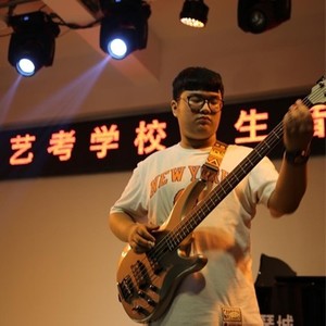 老谢资料,老谢最新歌曲,老谢MV视频,老谢音乐专辑,老谢好听的歌