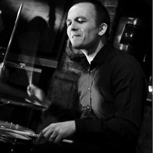 Dylan Howe资料,Dylan Howe最新歌曲,Dylan HoweMV视频,Dylan Howe音乐专辑,Dylan Howe好听的歌