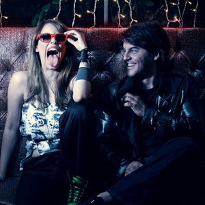 Onar资料,Onar最新歌曲,OnarMV视频,Onar音乐专辑,Onar好听的歌