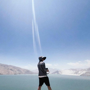 烟嗓大叔资料,烟嗓大叔最新歌曲,烟嗓大叔MV视频,烟嗓大叔音乐专辑,烟嗓大叔好听的歌