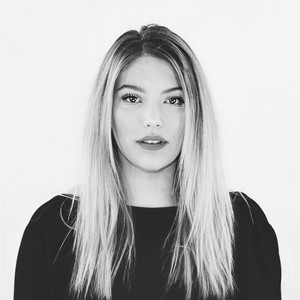 Cate资料,Cate最新歌曲,CateMV视频,Cate音乐专辑,Cate好听的歌