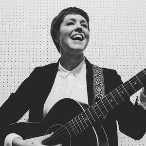 Emily Barker资料,Emily Barker最新歌曲,Emily BarkerMV视频,Emily Barker音乐专辑,Emily Barker好听的歌