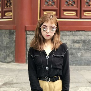 李喜洋资料,李喜洋最新歌曲,李喜洋MV视频,李喜洋音乐专辑,李喜洋好听的歌