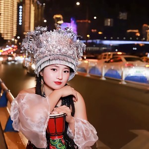 小会资料,小会最新歌曲,小会MV视频,小会音乐专辑,小会好听的歌