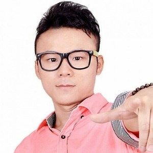 一凡 - 共和国走向未来